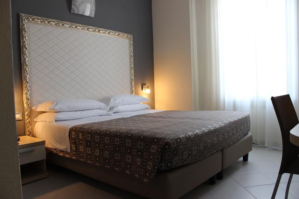 Hotel Villa Igea Diano Marina Kamer foto