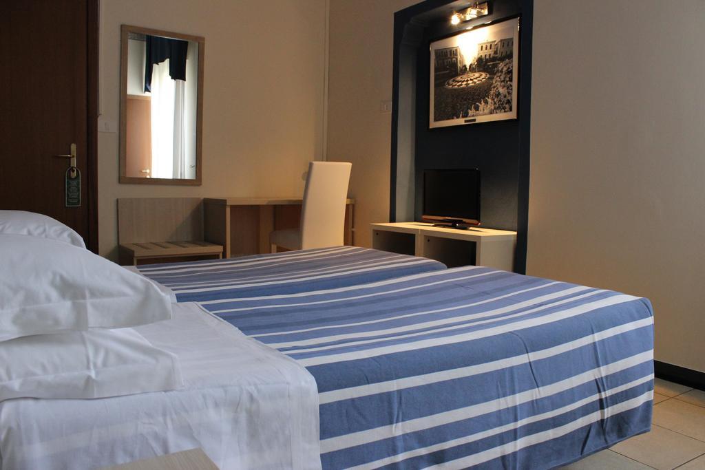 Hotel Villa Igea Diano Marina Kamer foto