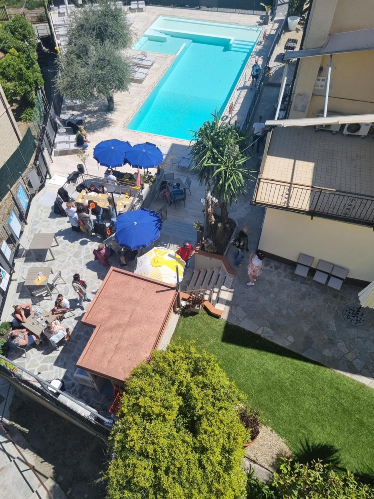 Hotel Villa Igea Diano Marina Buitenkant foto