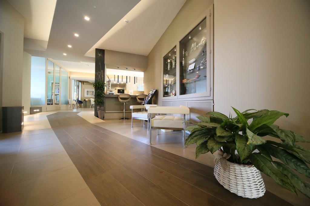 Hotel Villa Igea Diano Marina Buitenkant foto